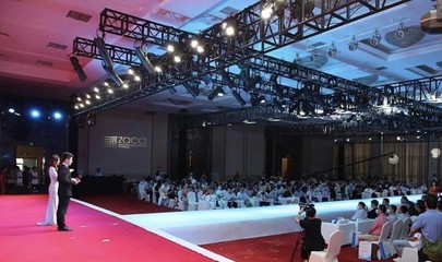 浙江省時(shí)尚大會(huì) 聚焦發(fā)展新藍(lán)圖，引領(lǐng)“浙”里新風(fēng)尚